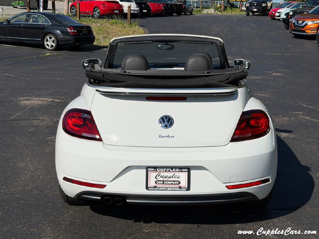 2018 Volkswagen Beetle Image 25