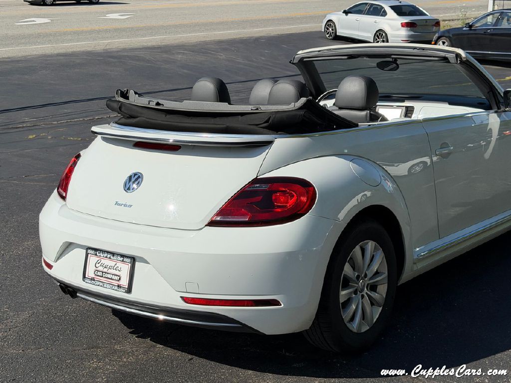 2018 Volkswagen Beetle Image 26