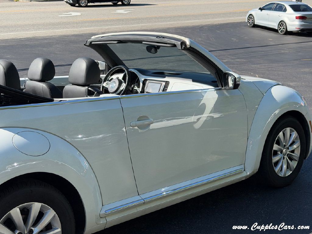 2018 Volkswagen Beetle Image 27
