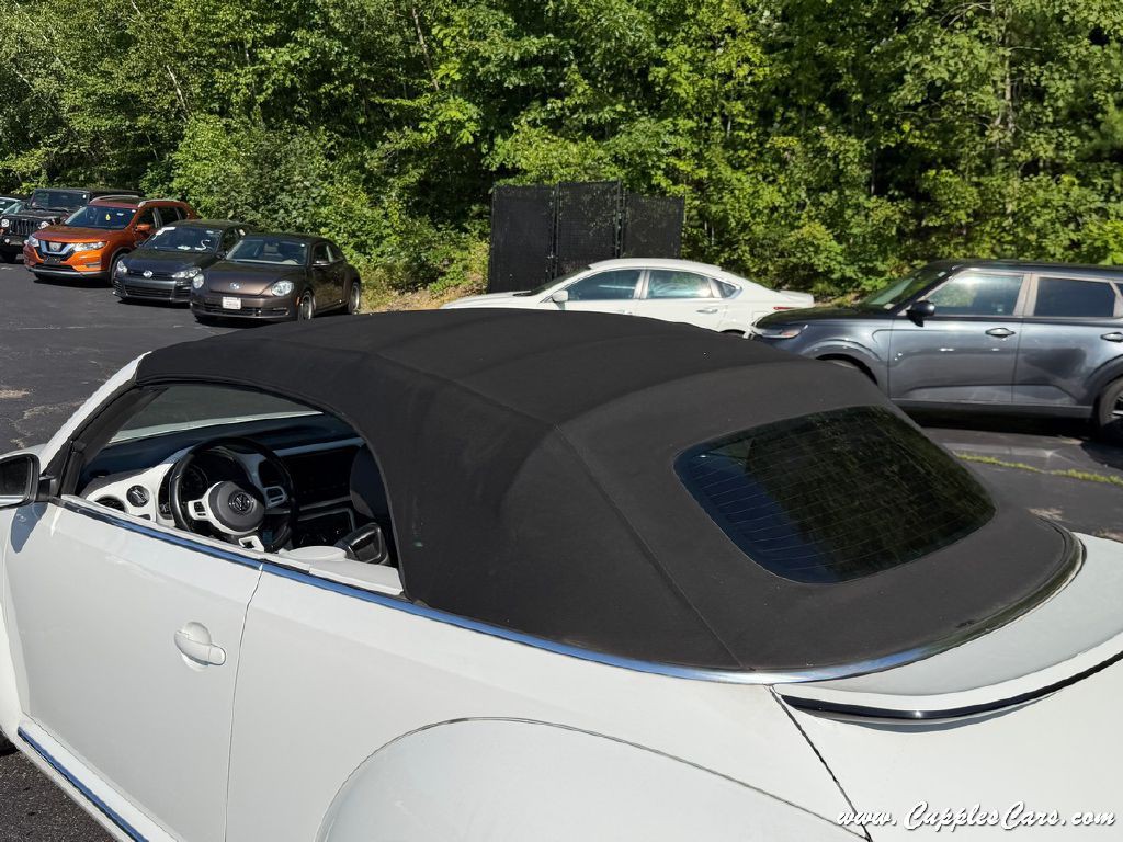2018 Volkswagen Beetle Image 33