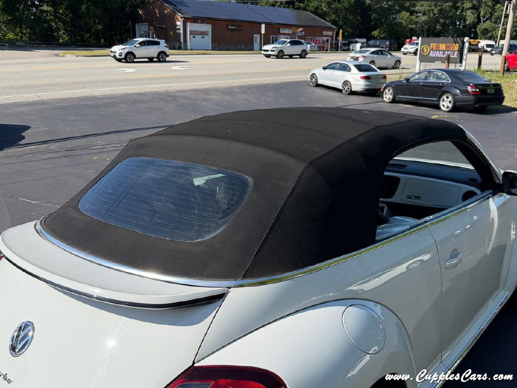 2018 Volkswagen Beetle Image 35