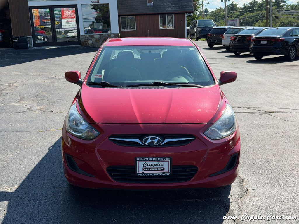 2013 Hyundai Accent Image 20