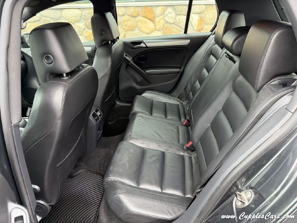 2013 Volkswagen Golf Image 7