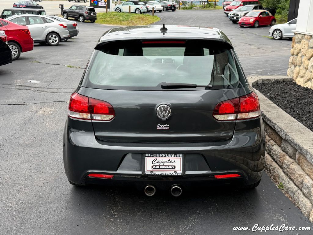2013 Volkswagen Golf Image 9