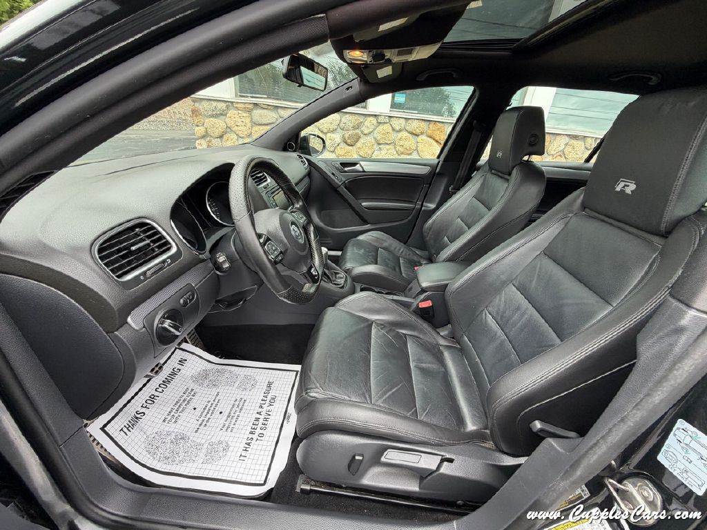 2013 Volkswagen Golf Image 22