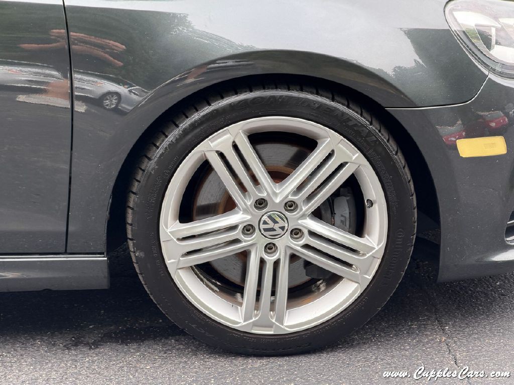 2013 Volkswagen Golf Image 34
