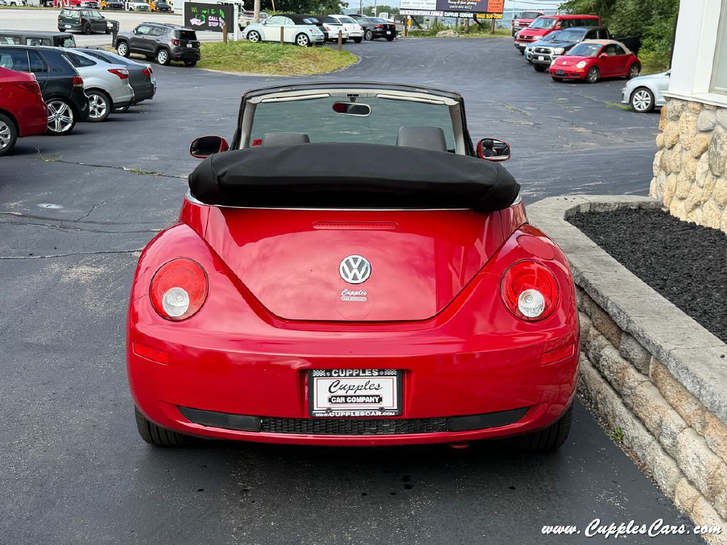2006 Volkswagen Beetle Image 8