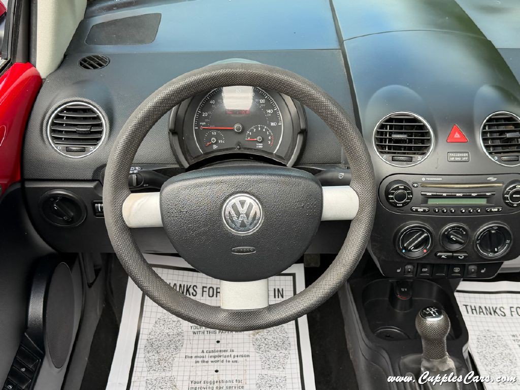 2006 Volkswagen Beetle Image 17
