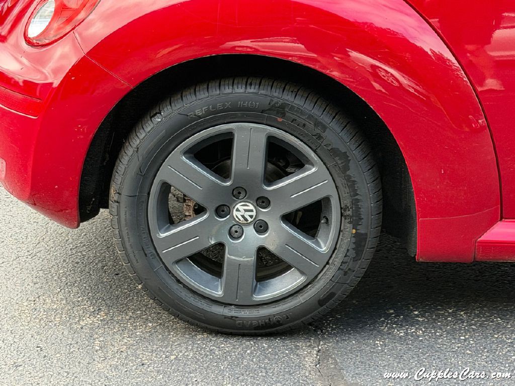 2006 Volkswagen Beetle Image 31