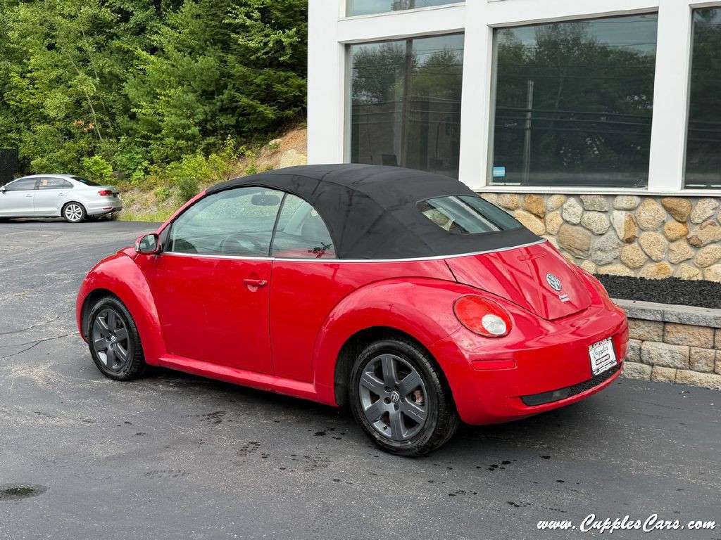 2006 Volkswagen Beetle Image 35