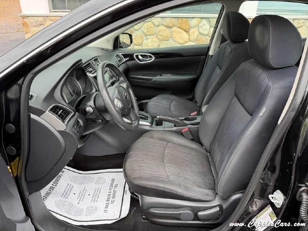 2017 Nissan Sentra Image 3