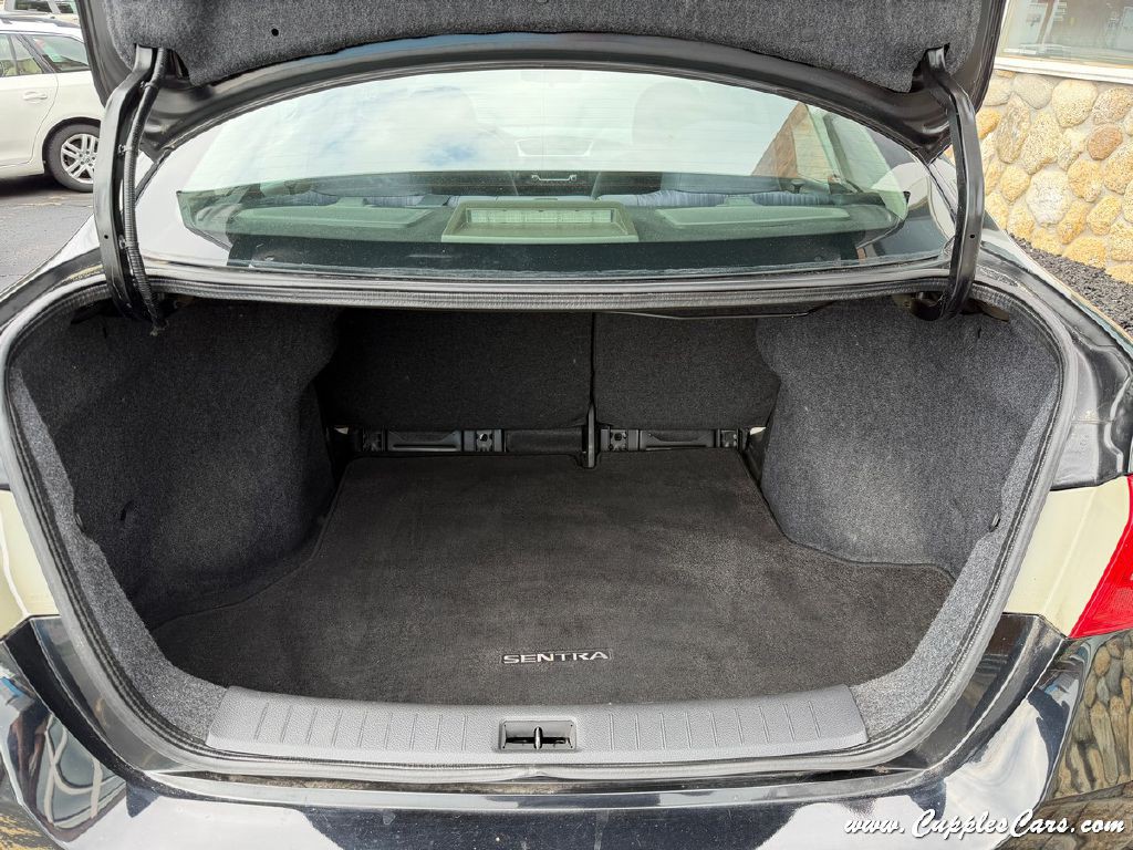 2017 Nissan Sentra Image 8
