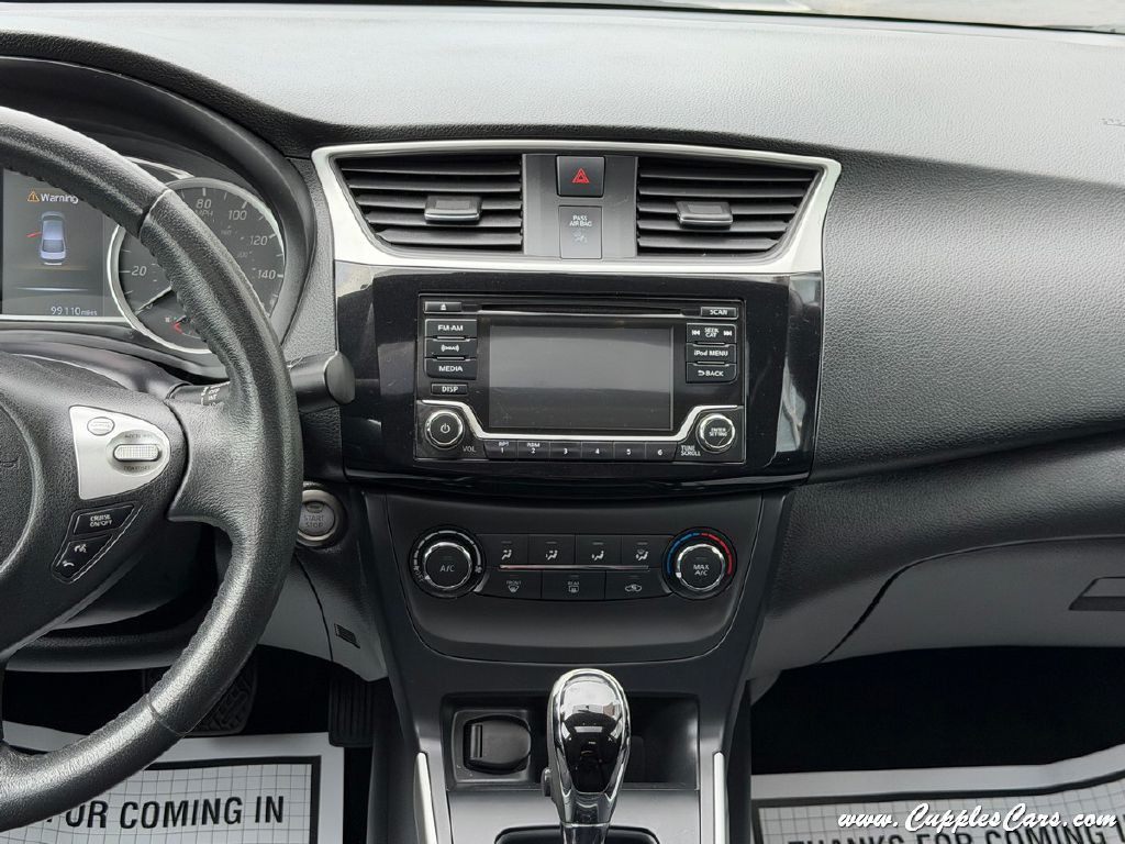 2017 Nissan Sentra Image 16