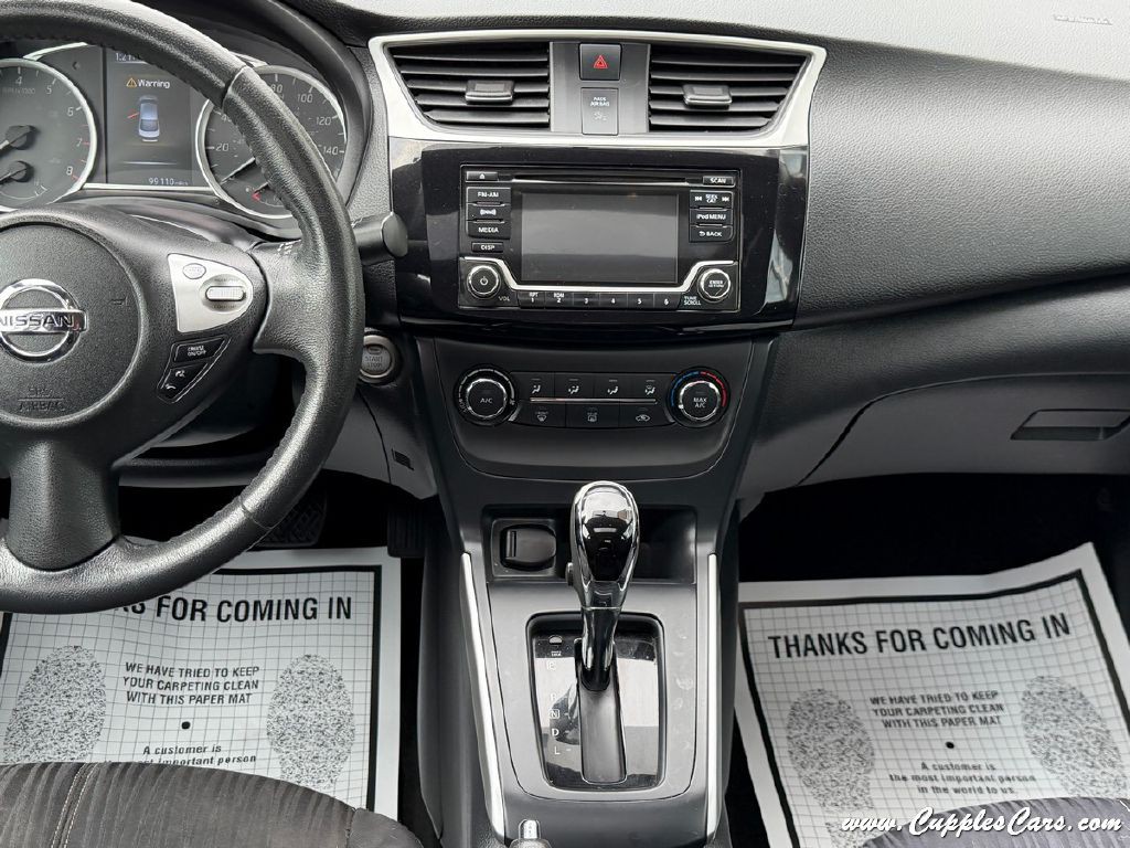 2017 Nissan Sentra Image 17