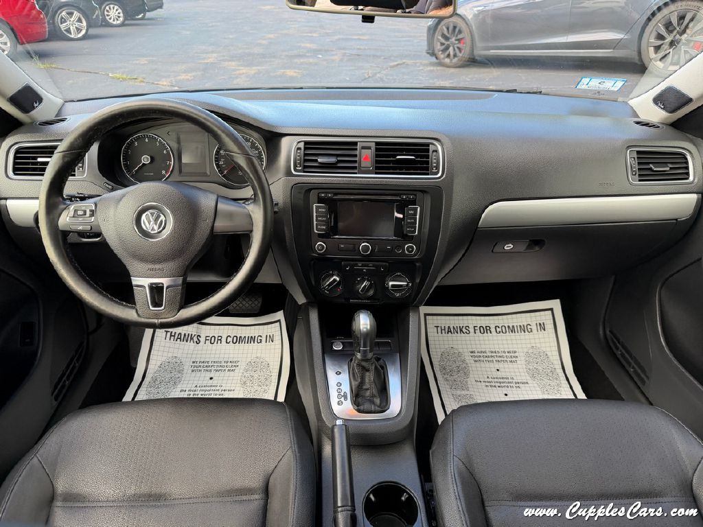 2012 Volkswagen Jetta Image 14