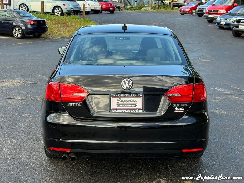2012 Volkswagen Jetta Image 29