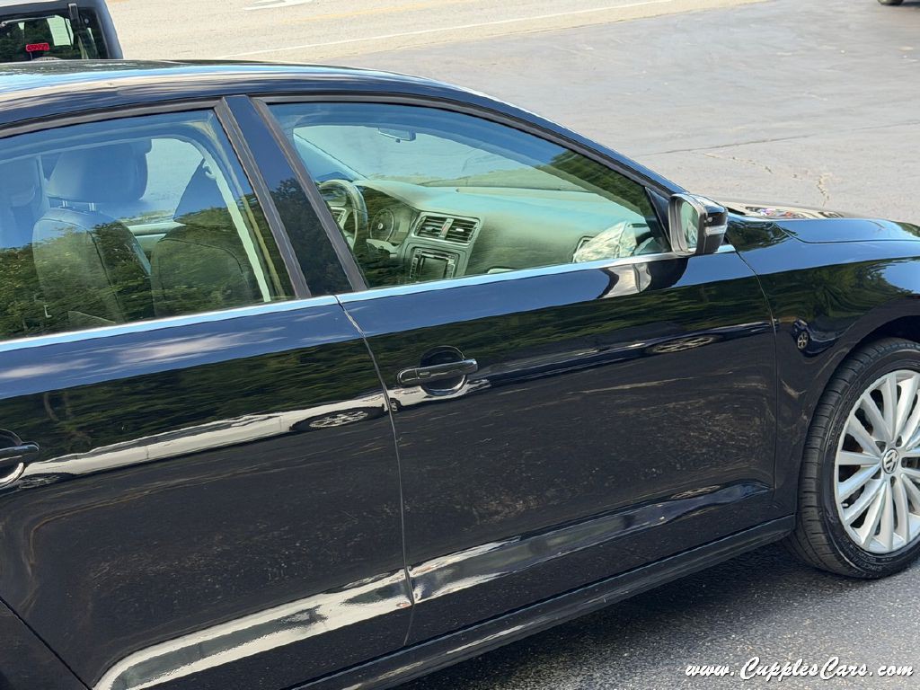 2012 Volkswagen Jetta Image 32