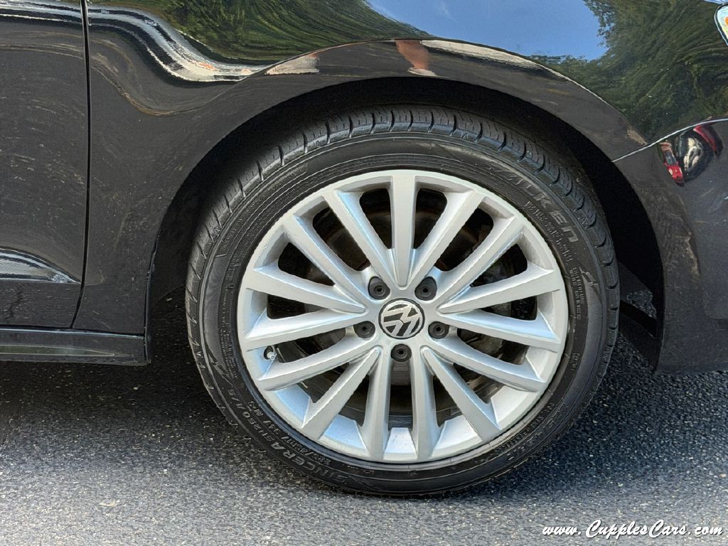 2012 Volkswagen Jetta Image 34
