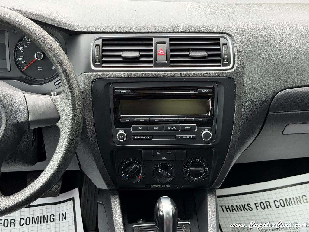 2014 Volkswagen Jetta Image 15