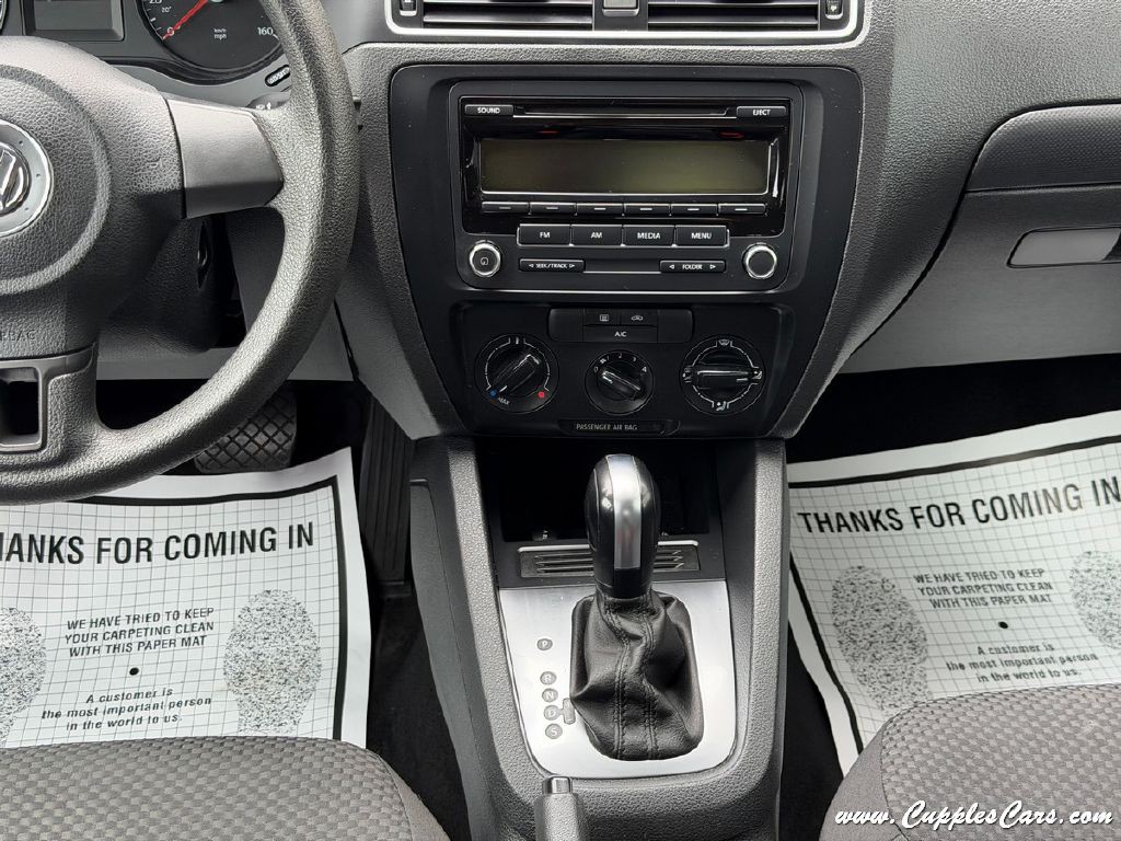 2014 Volkswagen Jetta Image 16
