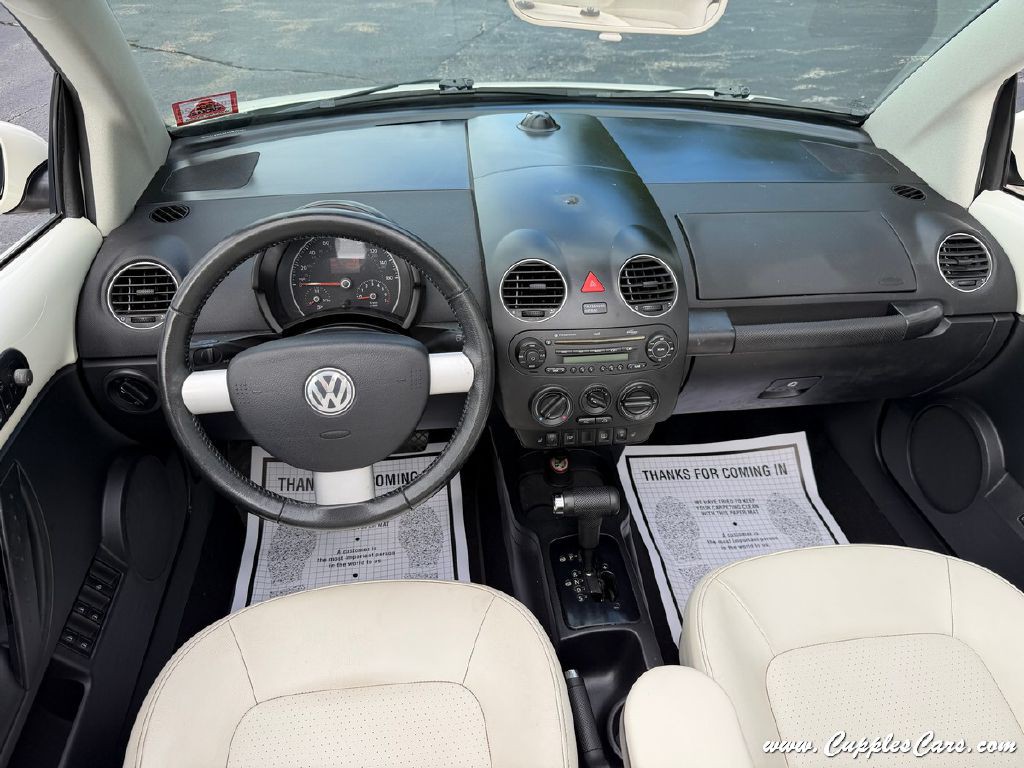 2007 Volkswagen Beetle Image 14