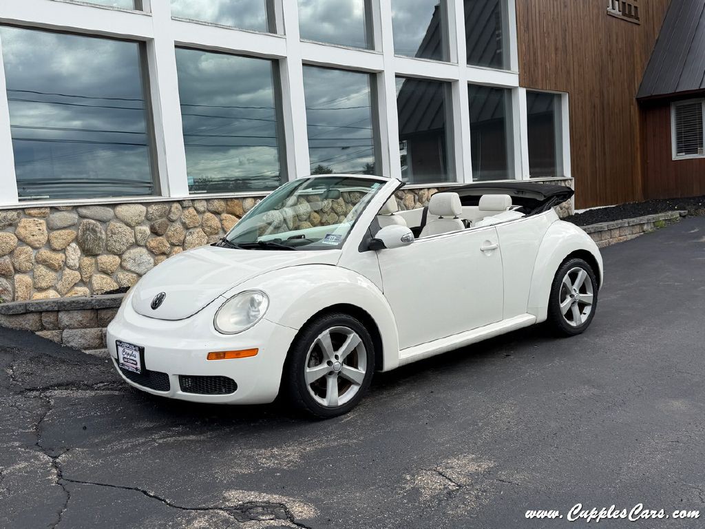 2007 Volkswagen Beetle Image 1