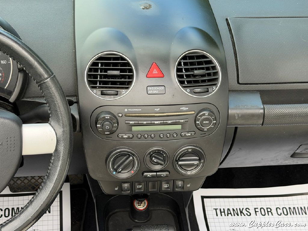 2007 Volkswagen Beetle Image 16