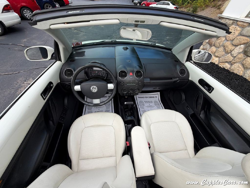 2007 Volkswagen Beetle Image 19