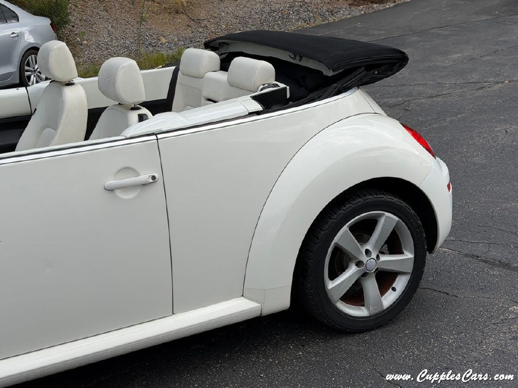 2007 Volkswagen Beetle Image 31