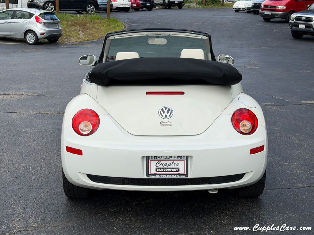 2007 Volkswagen Beetle Image 32