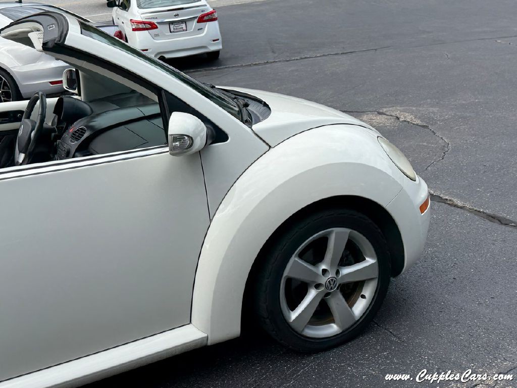 2007 Volkswagen Beetle Image 35
