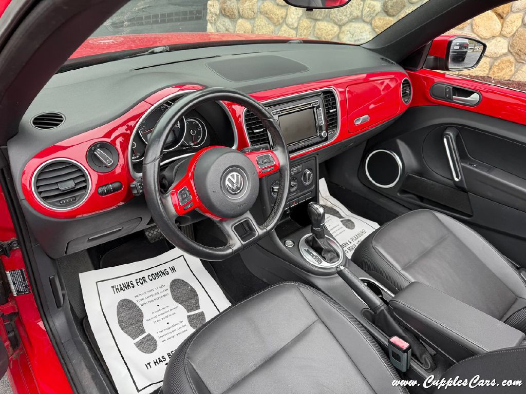 2014 Volkswagen Beetle Image 5