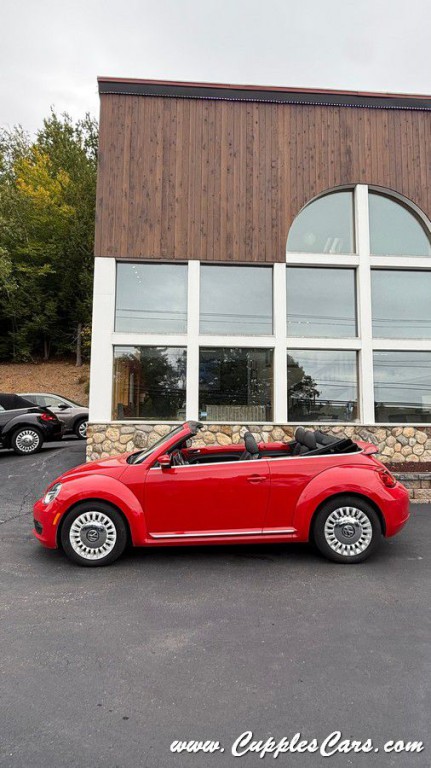 2014 Volkswagen Beetle Image 31