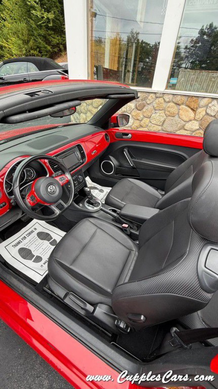 2014 Volkswagen Beetle Image 33
