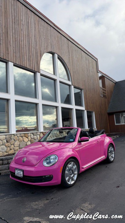 2015 Volkswagen Beetle Image 30