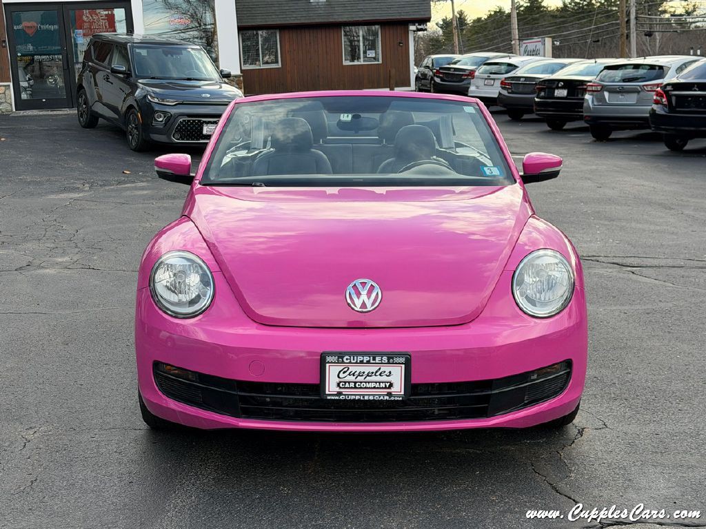2015 Volkswagen Beetle Image 33