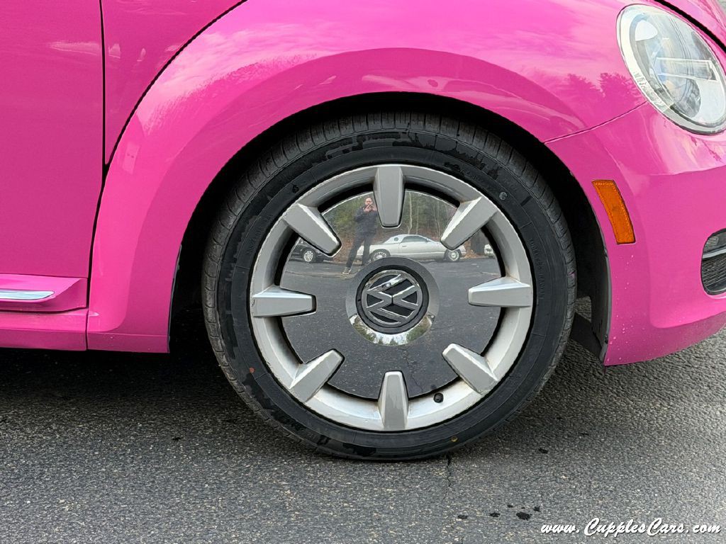 2015 Volkswagen Beetle Image 41
