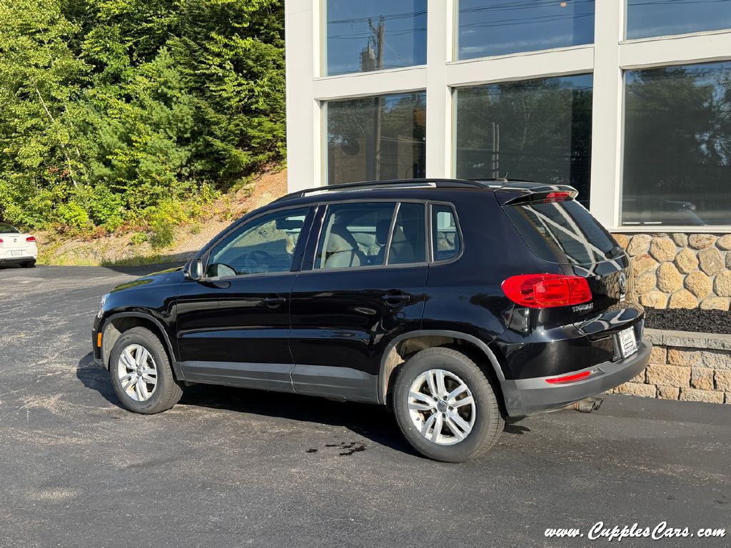 2016 Volkswagen Tiguan Image 2