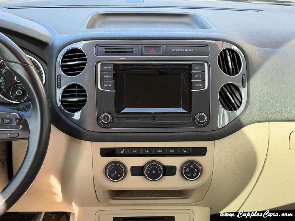 2016 Volkswagen Tiguan Image 17