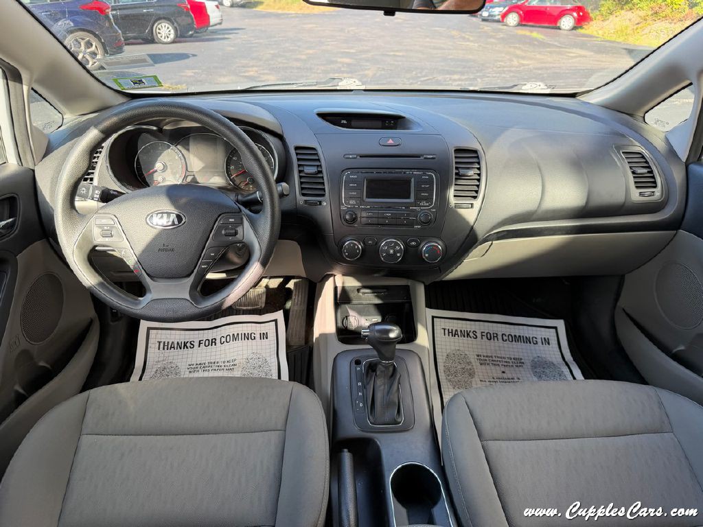 2016 Kia Forte Image 13