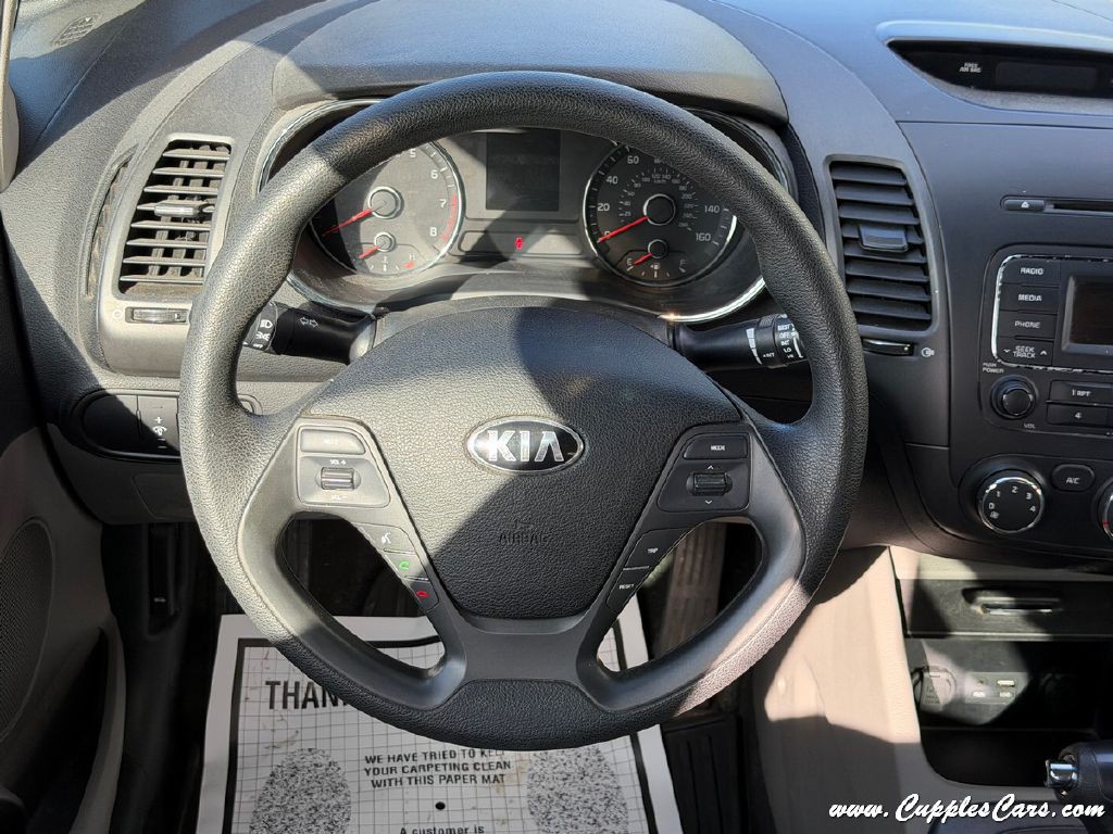 2016 Kia Forte Image 18