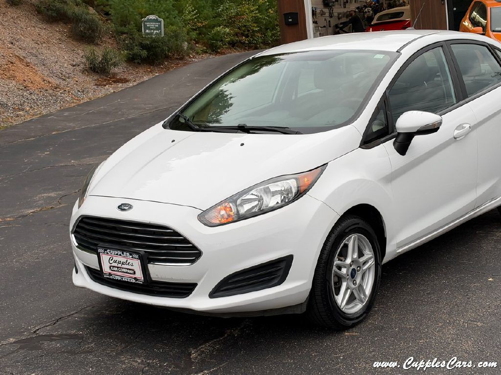 2019 Ford Fiesta Image 24