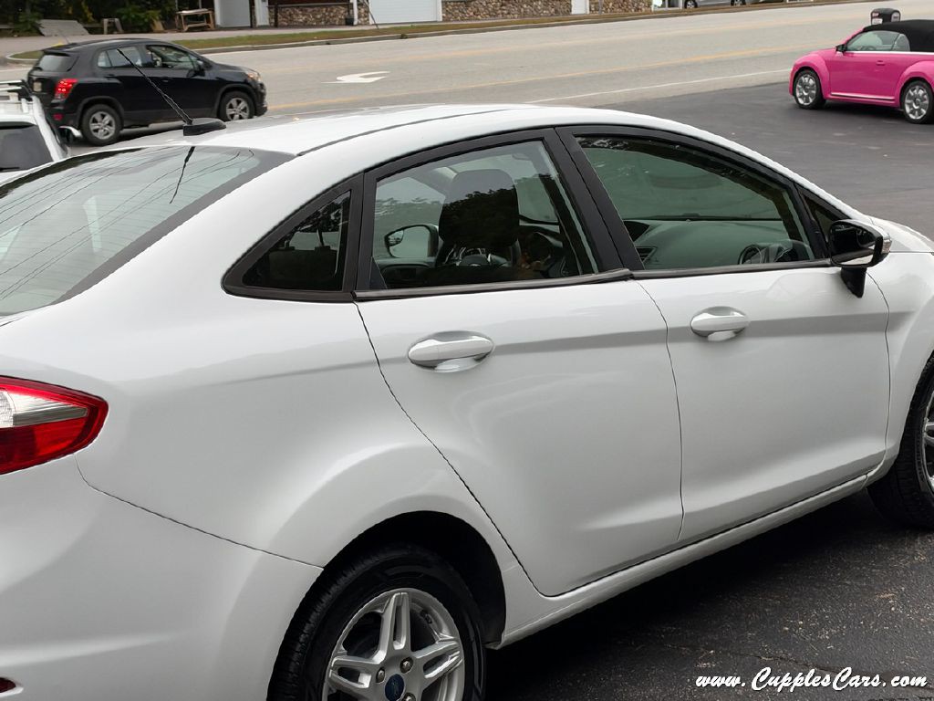 2019 Ford Fiesta Image 30