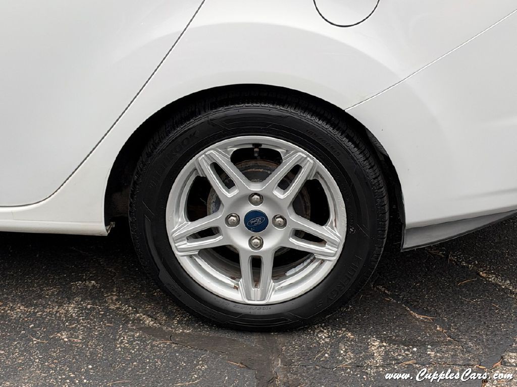 2019 Ford Fiesta Image 35