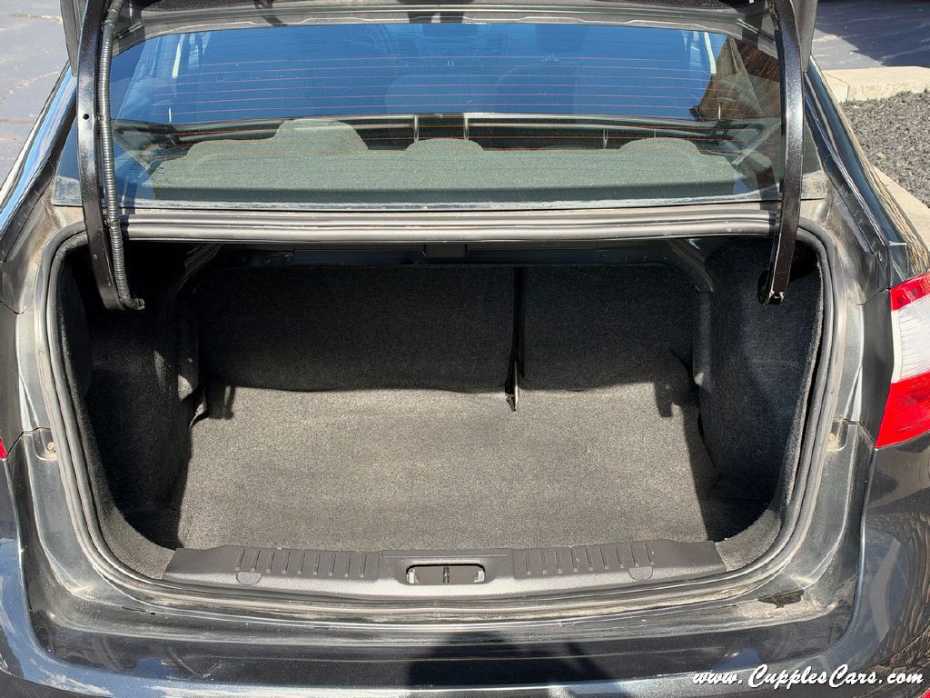 2015 Ford Fiesta Image 7