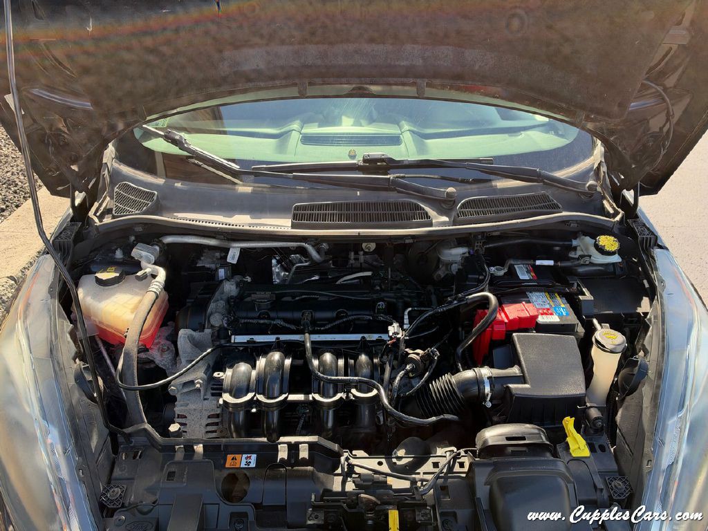 2015 Ford Fiesta Image 11