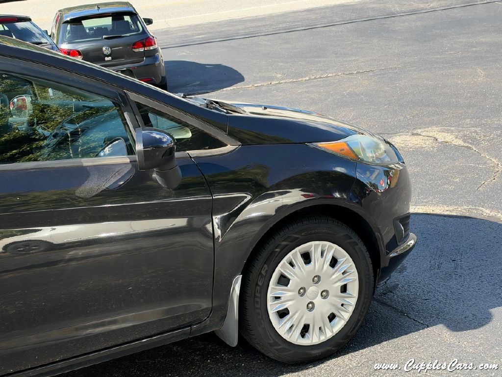 2015 Ford Fiesta Image 33