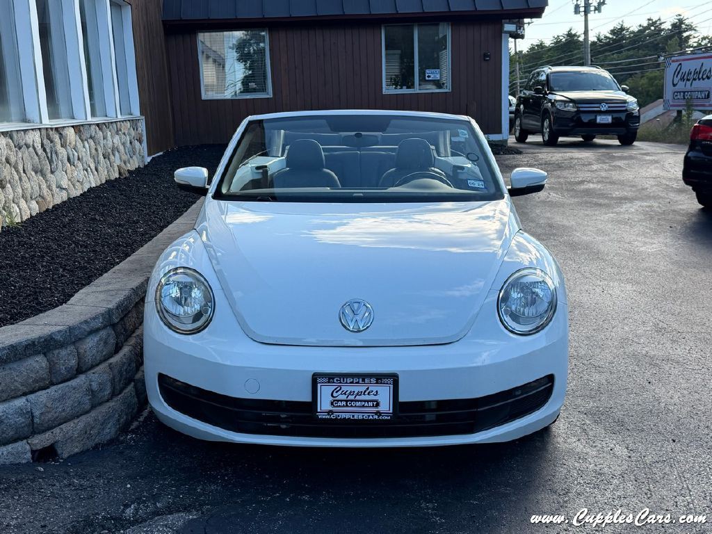 2015 Volkswagen Beetle Image 10
