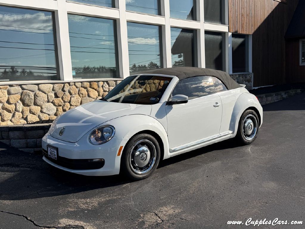 2015 Volkswagen Beetle Image 33
