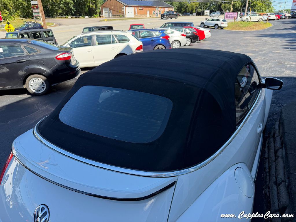 2015 Volkswagen Beetle Image 38